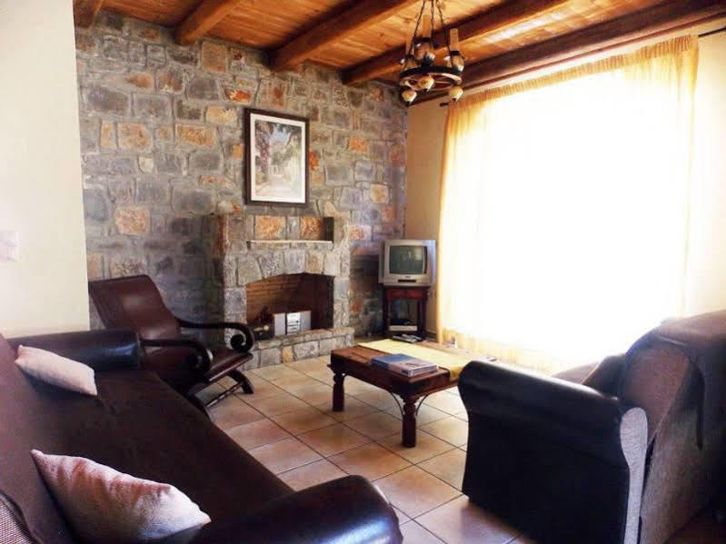 Niriides Villas Old Listing Hersónissos Extérieur photo